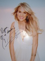 Carrie Underwood Autograph